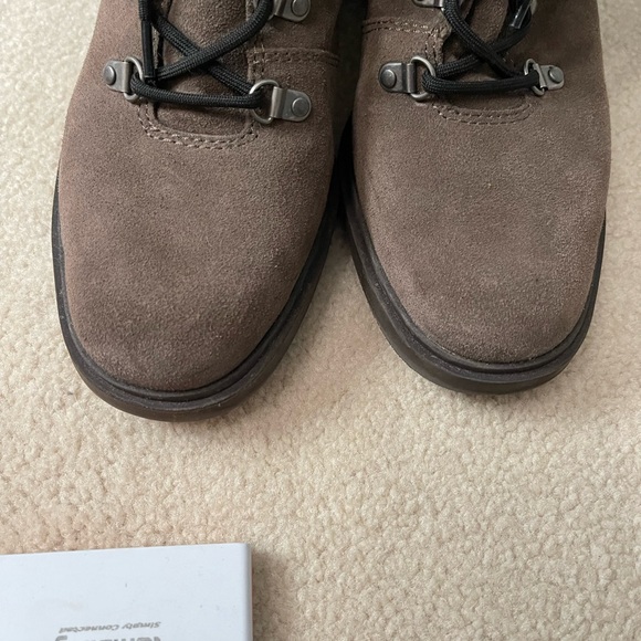 Lucky Brand size 11 brown suede boots - Picture 3 of 10